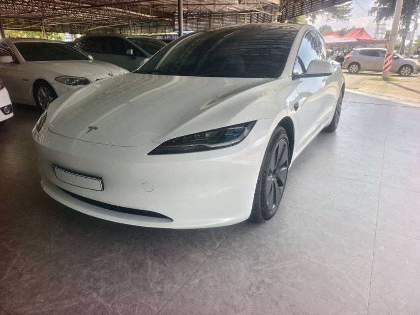 Tesla Model 3 2024 Tesla Model 3 2024 car image