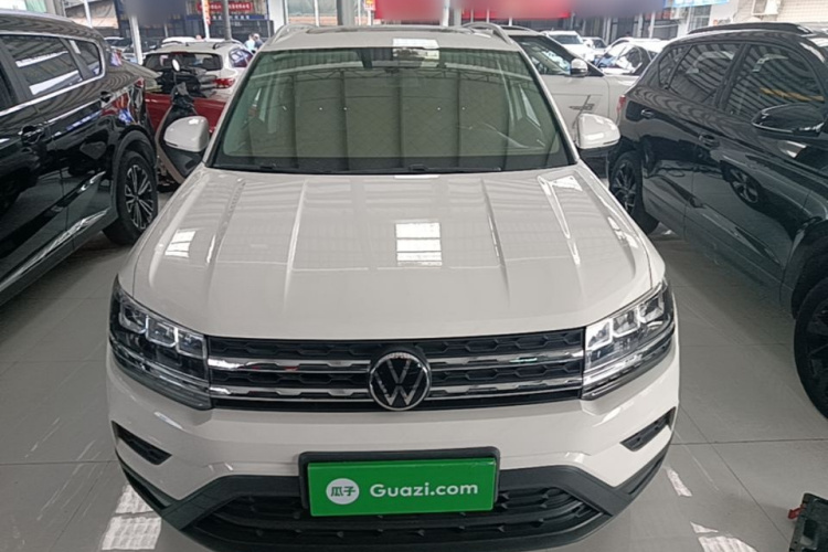 Volkswagen Tharu 2023 car image #3