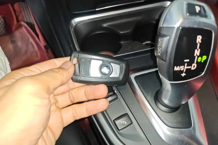 BMW 3 Series 2015 #14 BMW 3 Series 2015 car image #14