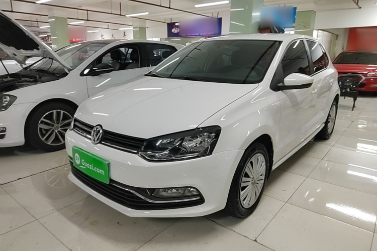 Volkswagen Polo 2017 car image #2