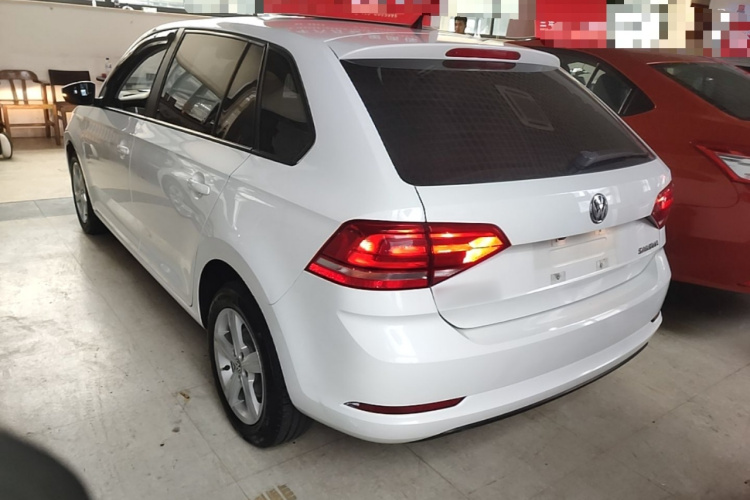 Volkswagen Santana 2017 car image #5