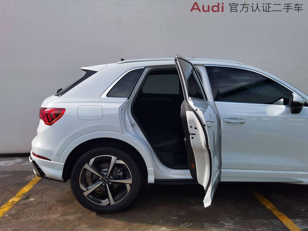 Audi Q3 2024 #10 Audi Q3 2024 car image #10