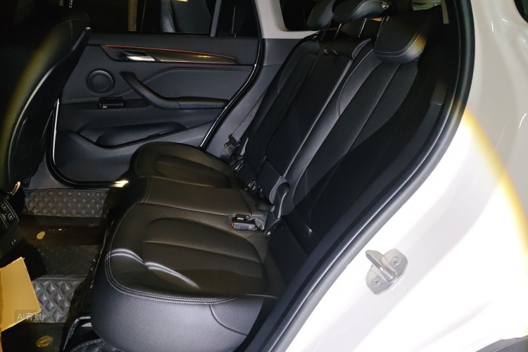 BMW X1 2019 #19 BMW X1 2019 car image #19