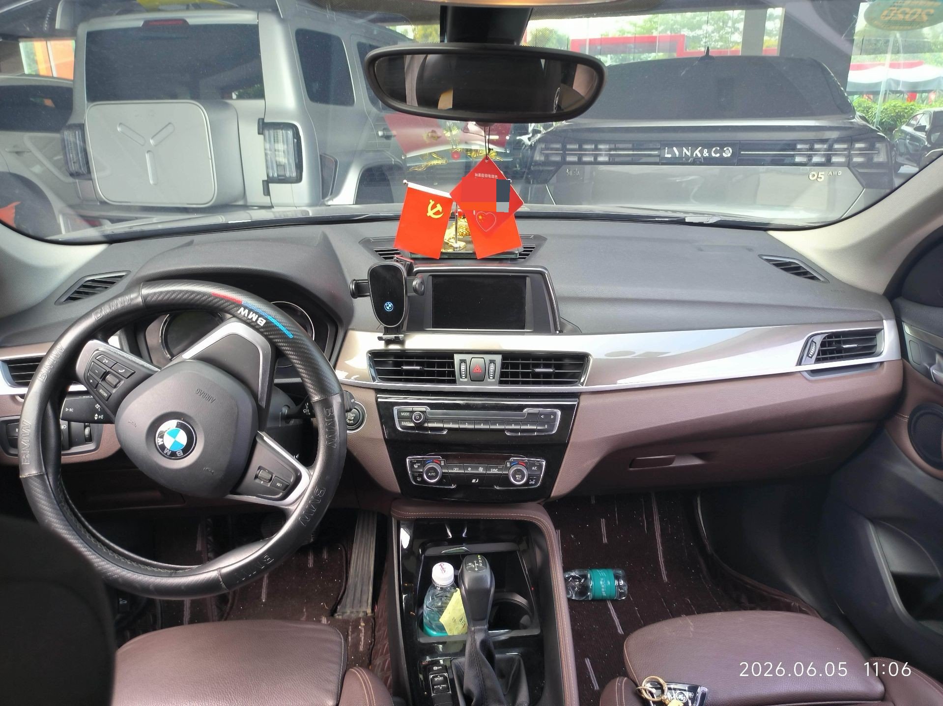 2018 immagine di auto #4
