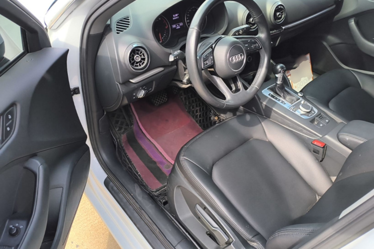 Audi A3 2018 #16 Audi A3 2018 car image #16