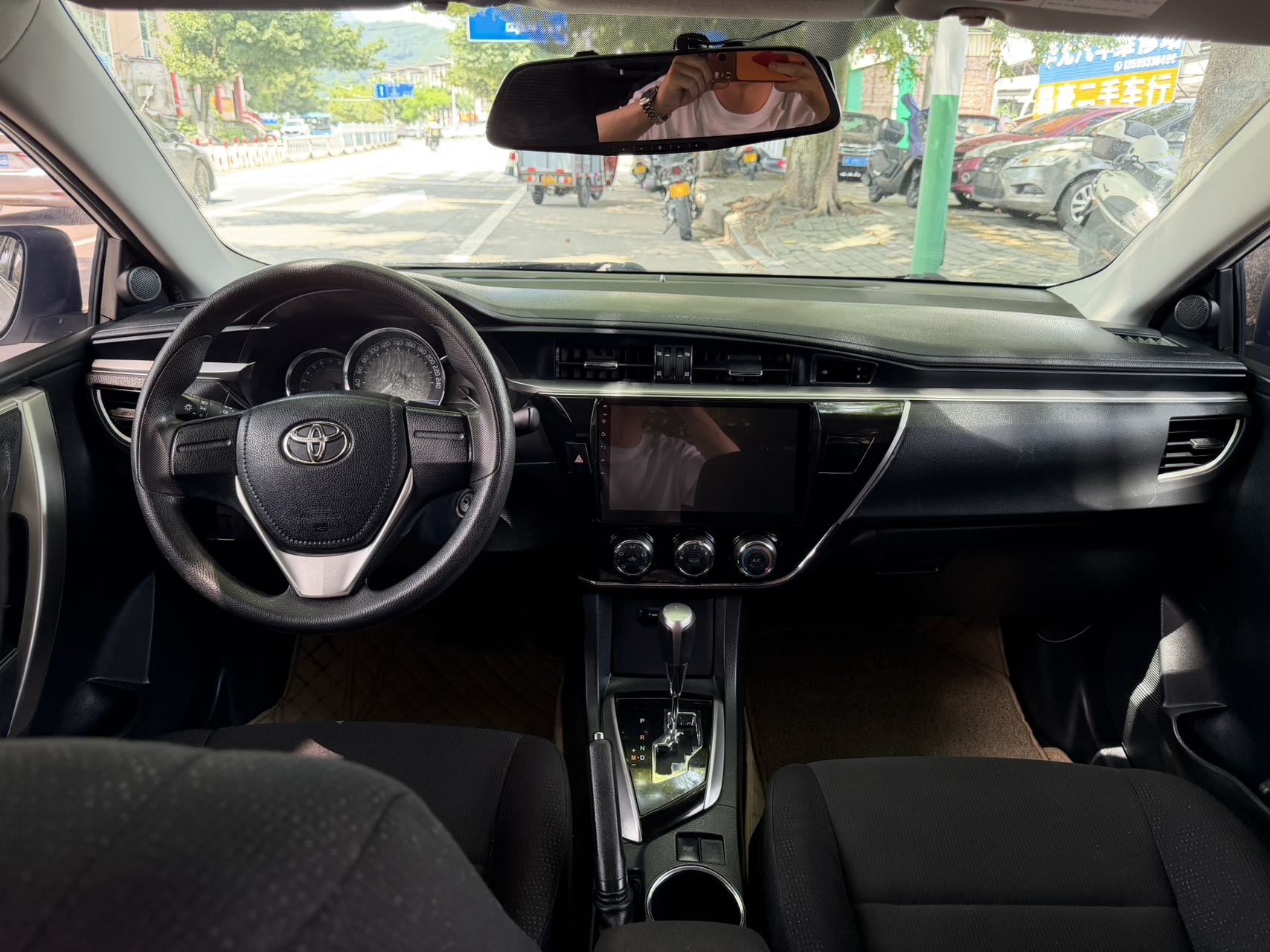 Toyota Corolla 2017 #8 Toyota Corolla 2017 car image #8