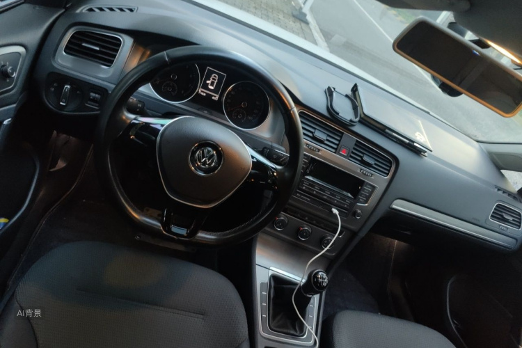 Volkswagen Golf 2015 car image #12