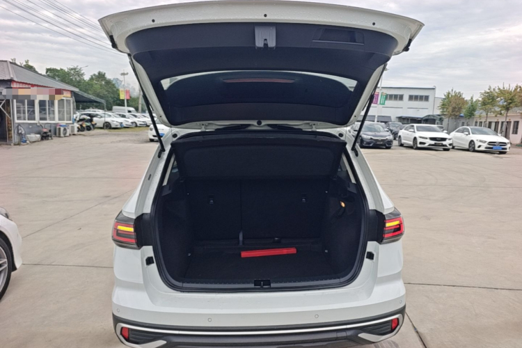 Volkswagen Tharu 2023 #21 Volkswagen Tharu 2023 car image #21