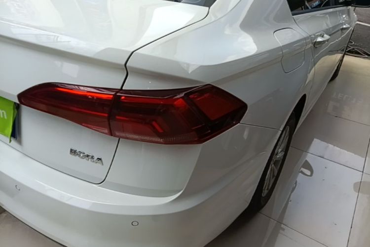 Volkswagen Bora 2019 car image #8