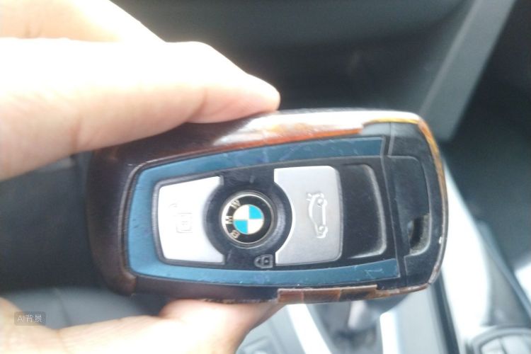 BMW 3 Series 2017 #10 BMW 3 Series 2017 car image #10