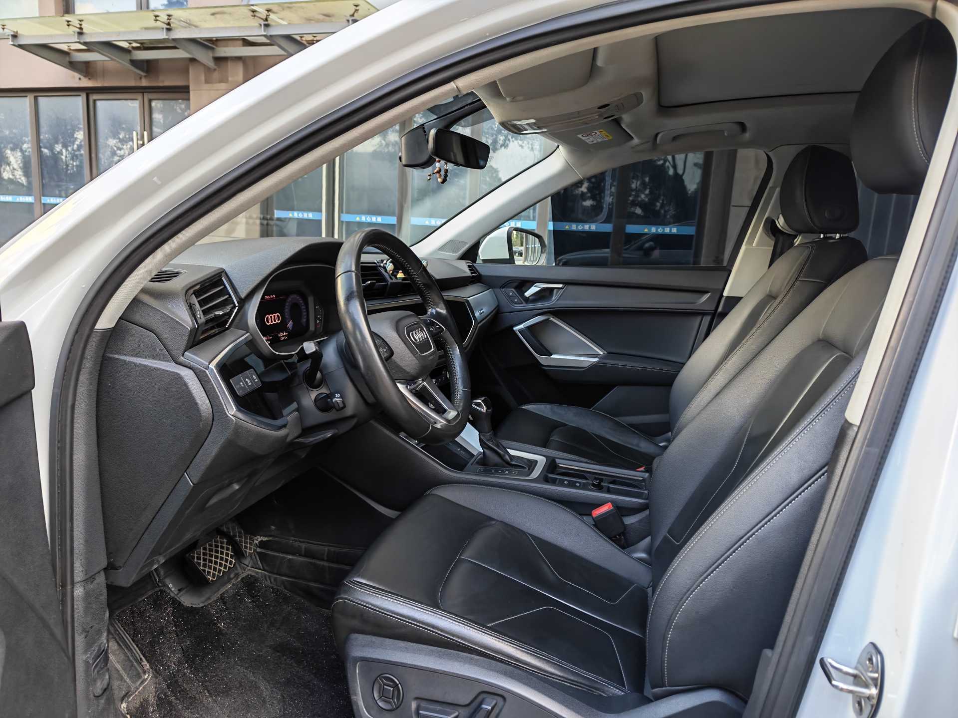 2019 #7 2019 car image #7
