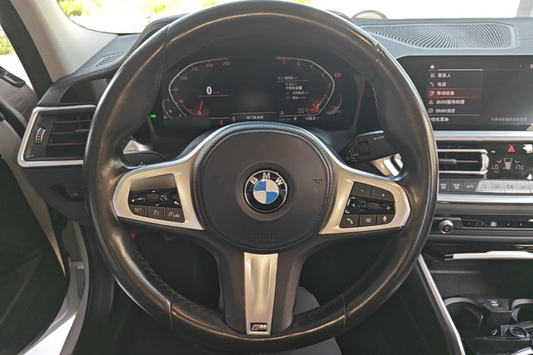 BMW 3 Series 2022 car image #11