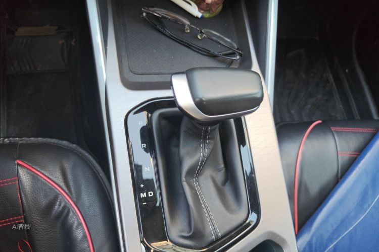 GEELY Emgrand 2021 car image #16