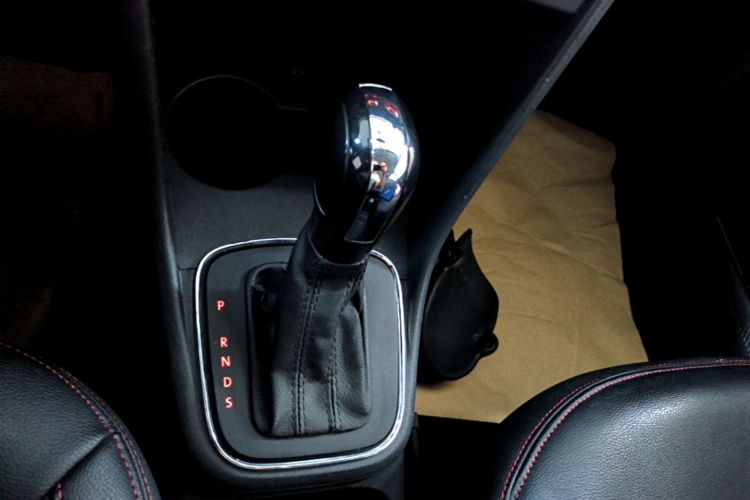 Volkswagen Polo 2016 #14 Volkswagen Polo 2016 car image #14