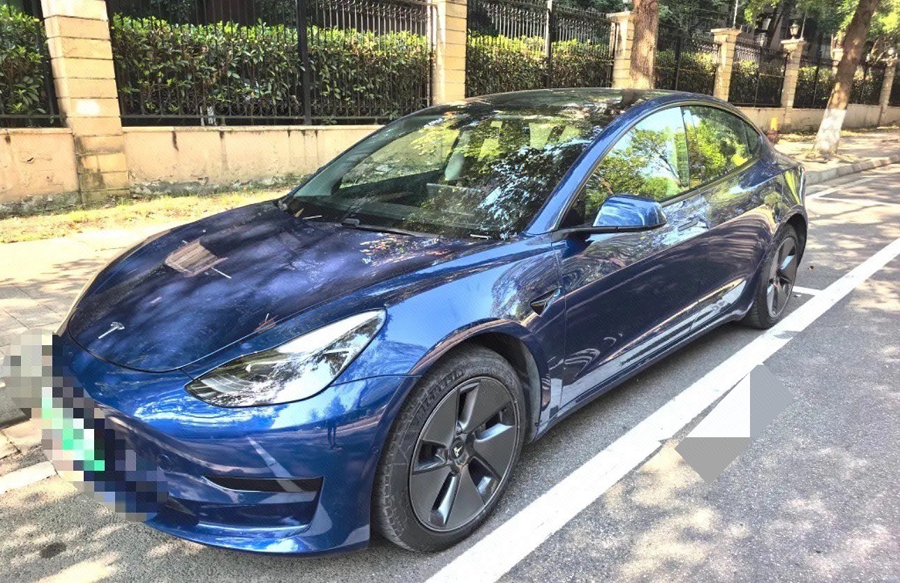 Tesla Model 3 2021 car image 