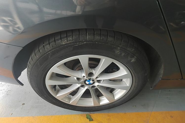 BMW 3 Series GT 2017 #10 BMW 3 Series GT 2017 car image #10