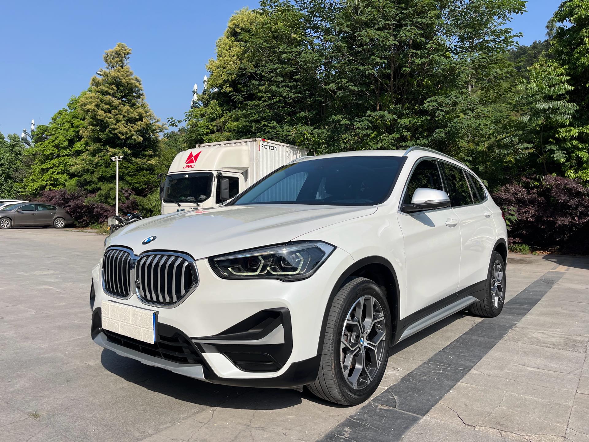 BMW X1 2022 BMW X1 2022 car image