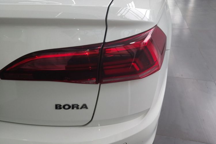 Volkswagen Bora 2020 car image #8