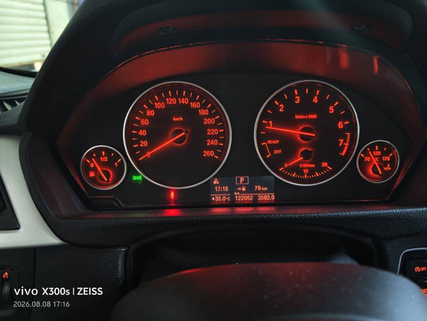 BMW 3 Series 2015 car image #6