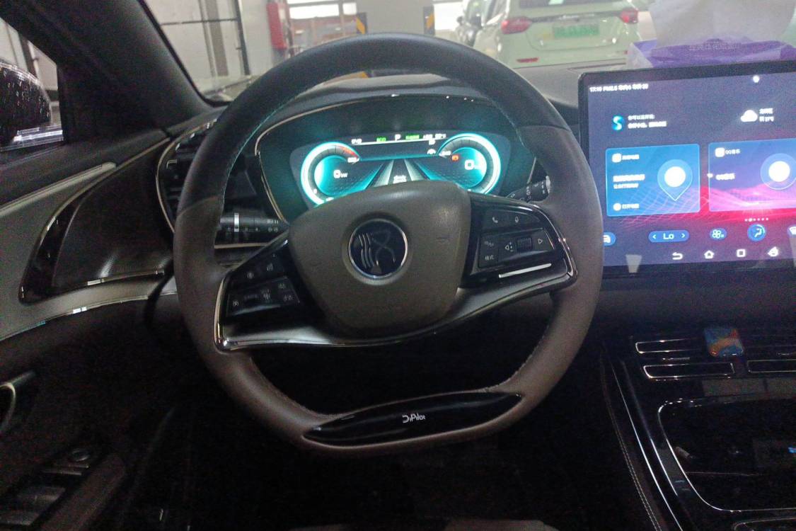 BYD Han 2022 #22 BYD Han 2022 car image #22