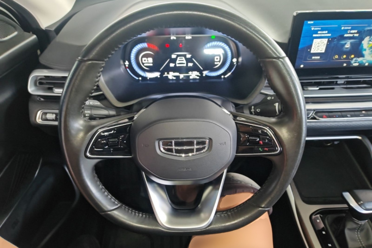 GEELY Emgrand 2023 #15 GEELY Emgrand 2023 car image #15