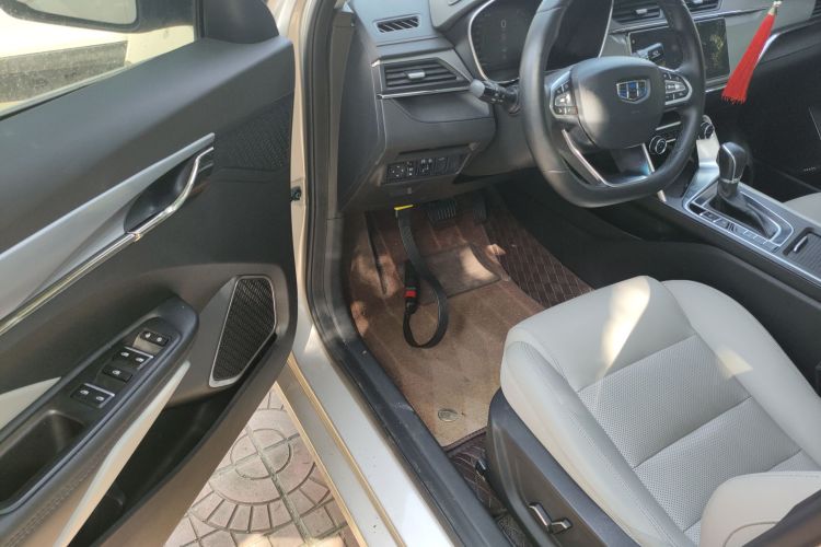 GEELY Binray 2019 صورة سيارة #16