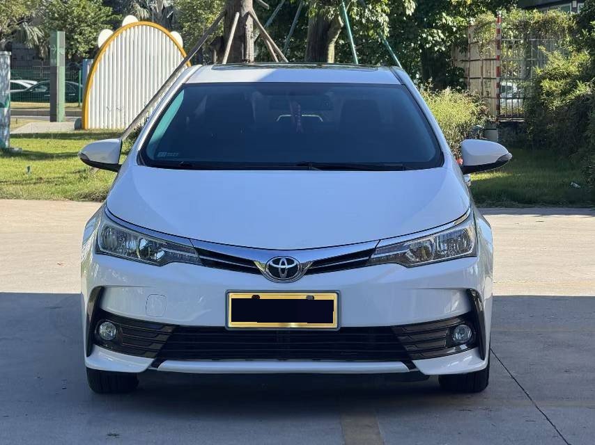 Toyota Corolla 2018 #2 Toyota Corolla 2018 صورة سيارة #2