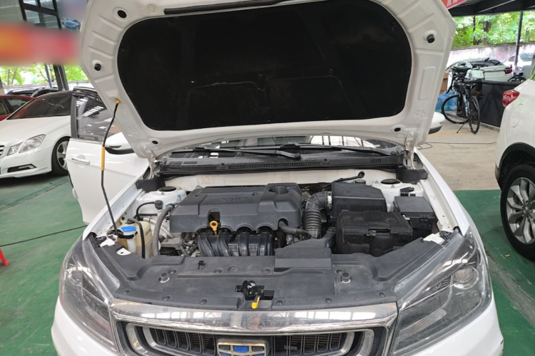 GEELY Emgrand 2018 #20 GEELY Emgrand 2018 car image #20