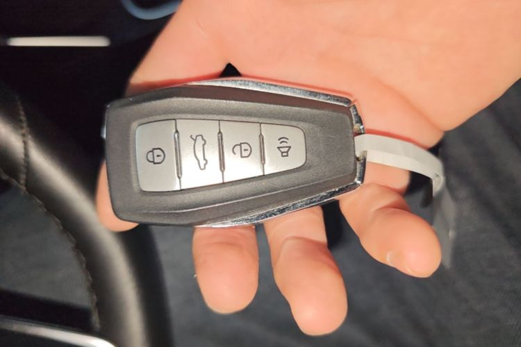 GEELY Binray 2021 image de voiture #9