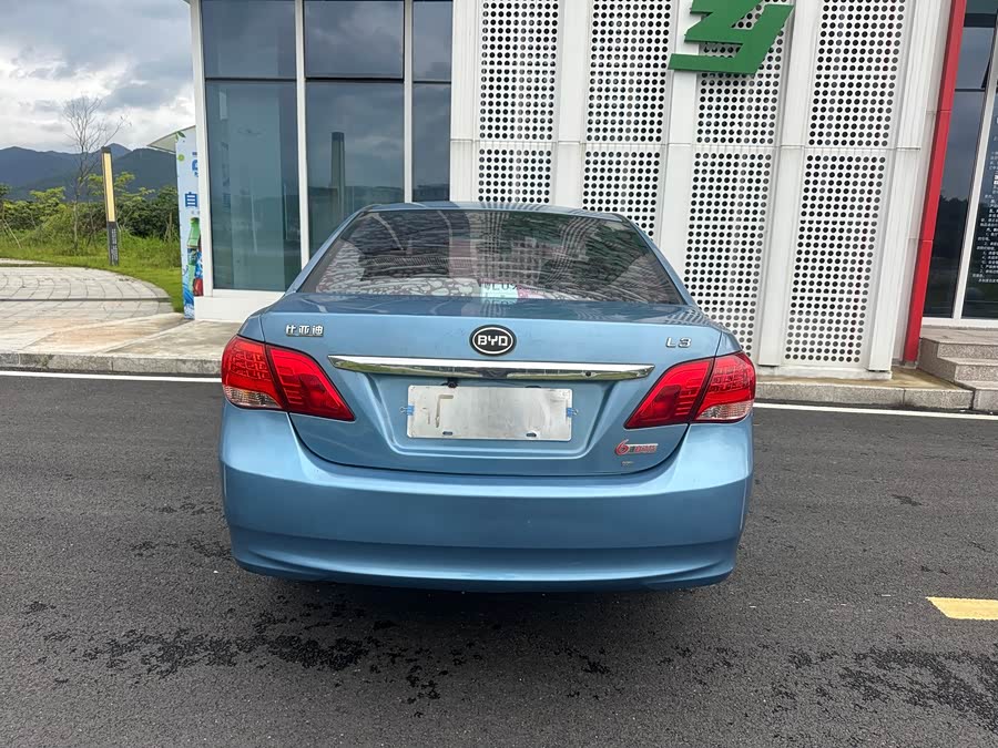 BYD L3 2015 car image #46