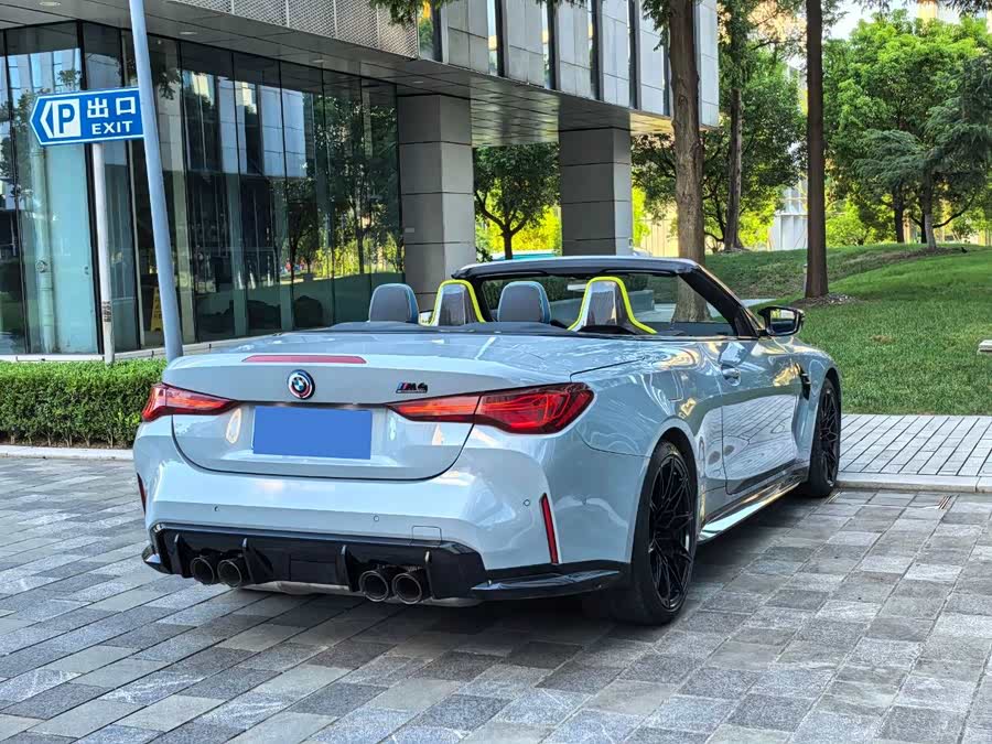 BMW M4 2022 car image #46