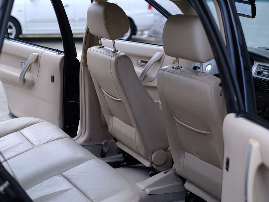 Volkswagen Santana Vista 2011 car image #46