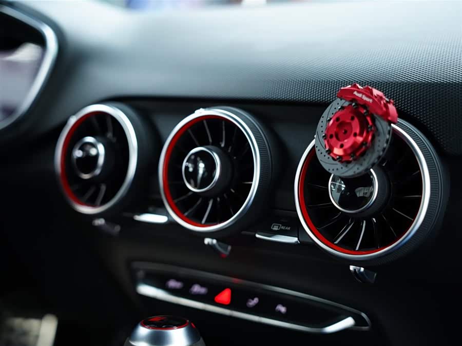 Audi TT RS 2020 #46 Audi TT RS 2020 car image #46