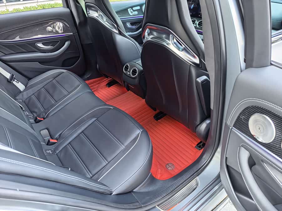 Mercedes-Benz E AMG 2021 صورة سيارة #46