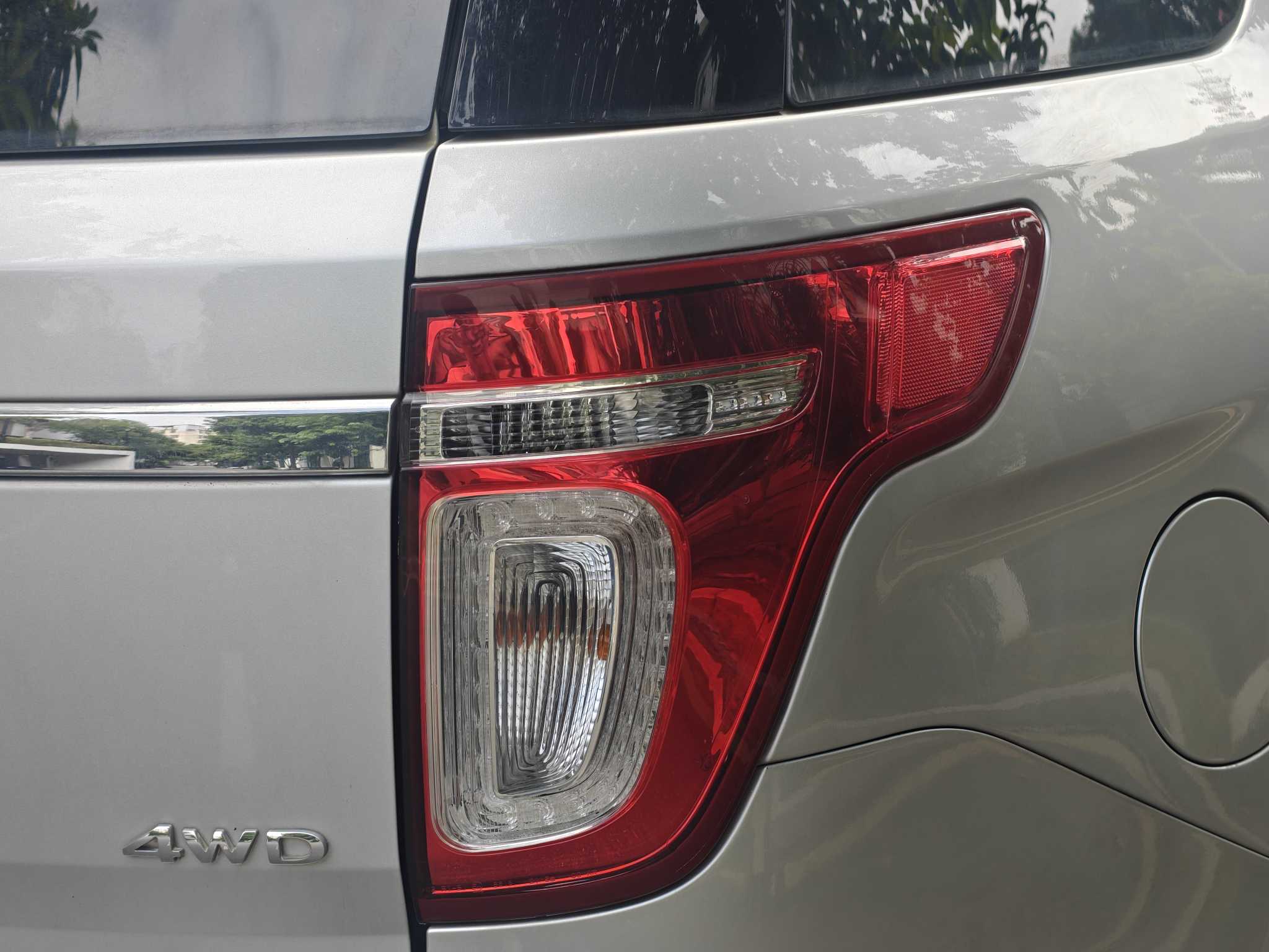 Ford Explorer (Imported) 2013 car image #46