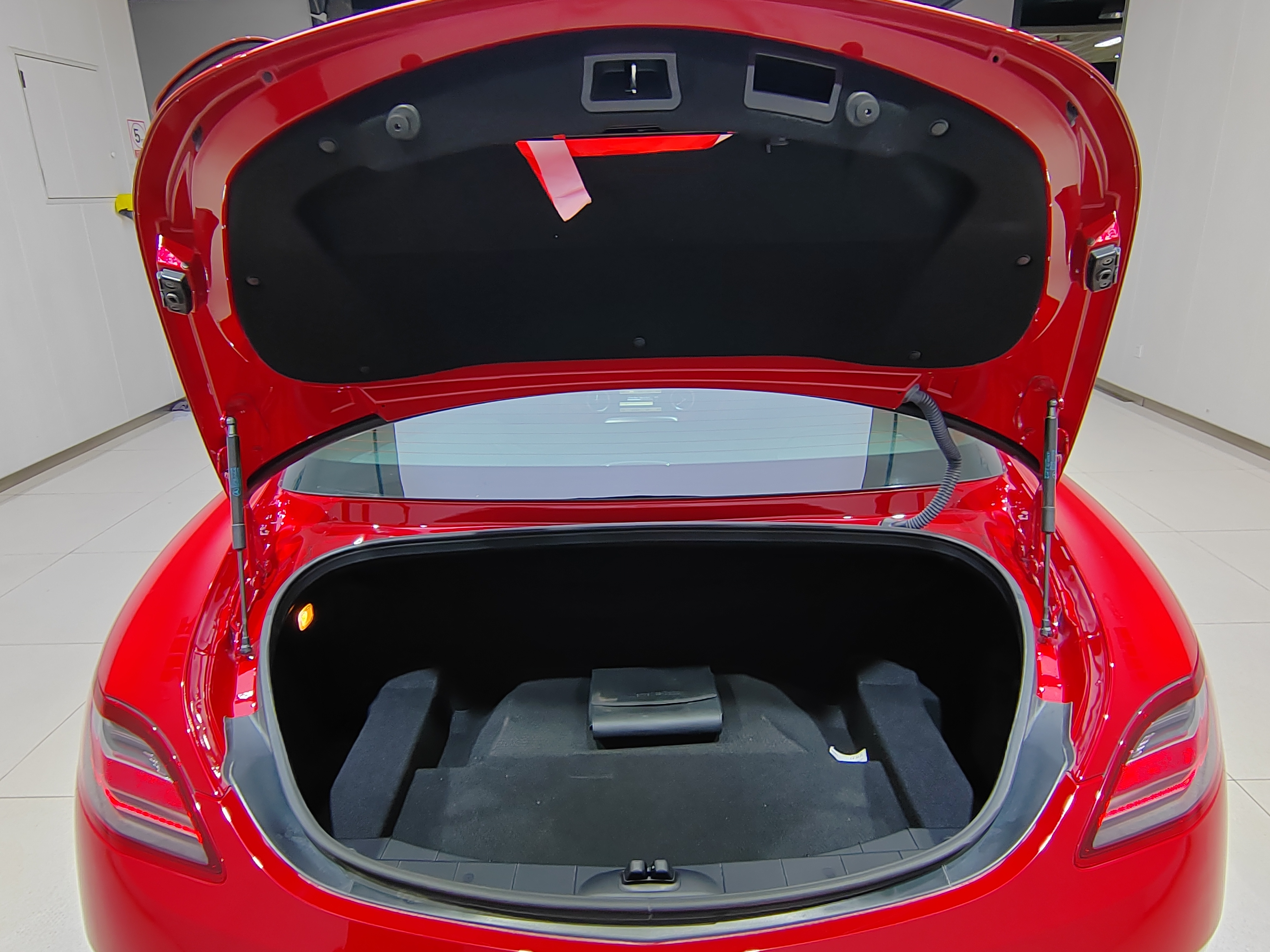 Mercedes-Benz SLS AMG 2012 изображение автомобиля #46