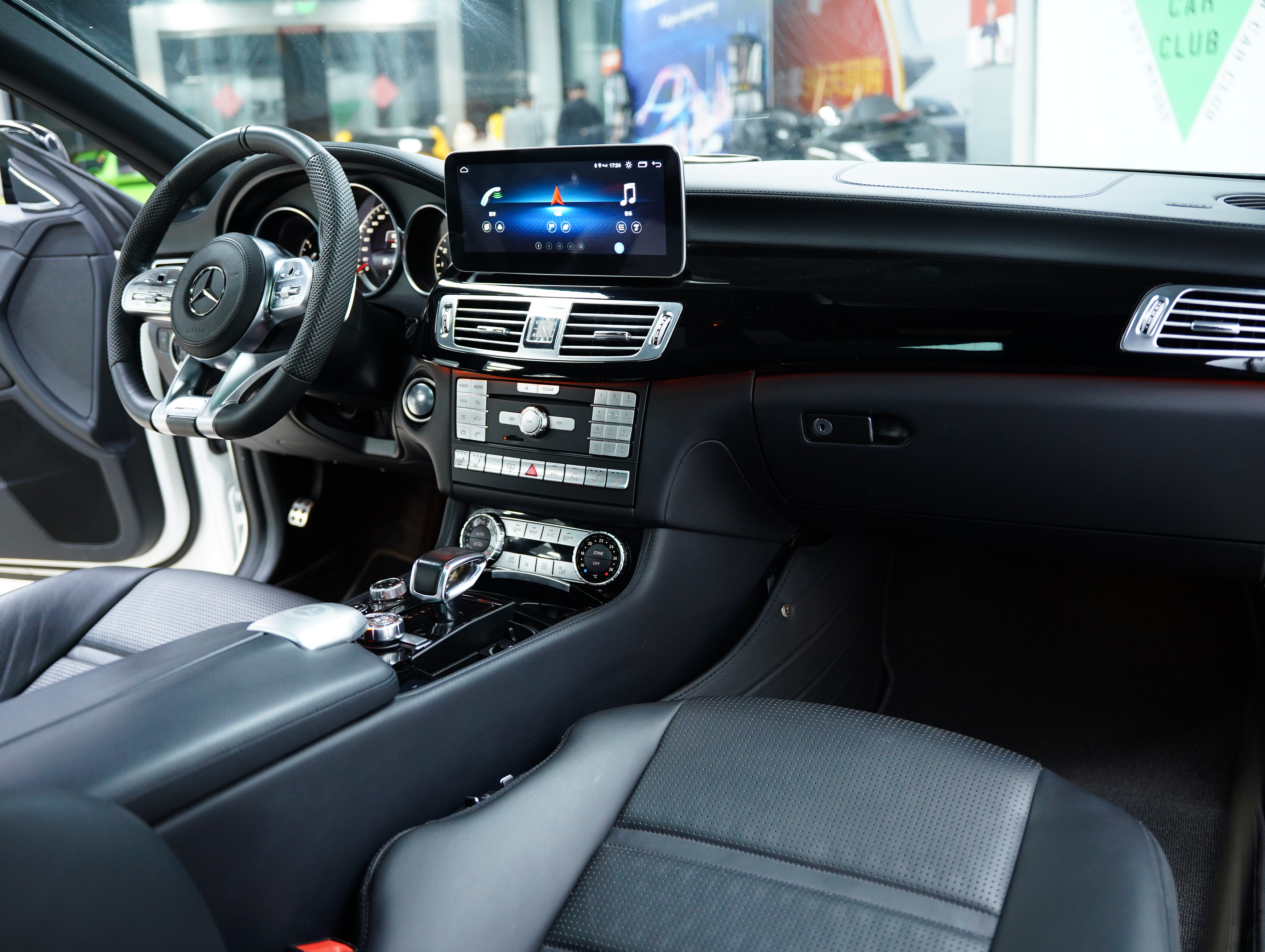 Mercedes-Benz CLS AMG 2017 car image #46