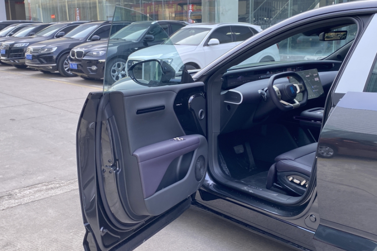 Avatr 07 2025 car image #46