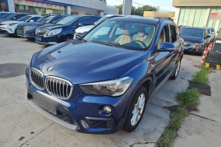 BMW X1 2019 #2 BMW X1 2019 car image #2