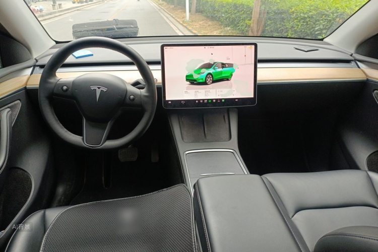 Tesla Model Y 2022 #11 Tesla Model Y 2022 car image #11