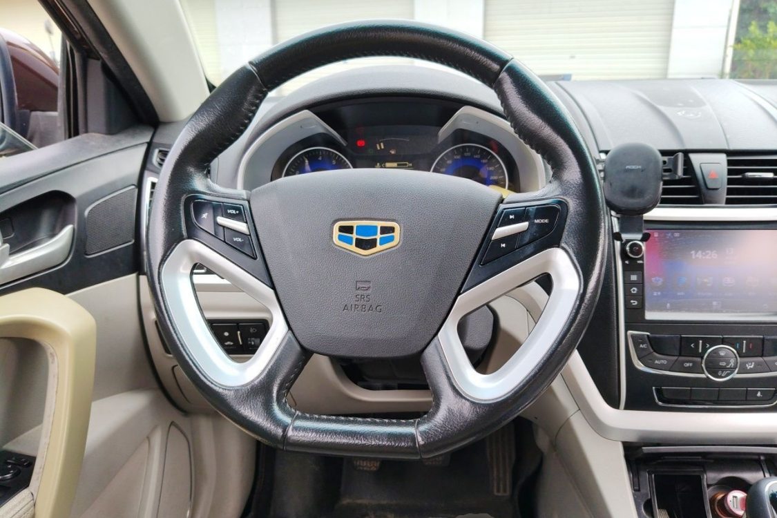 GEELY Emgrand 2015 car image #24