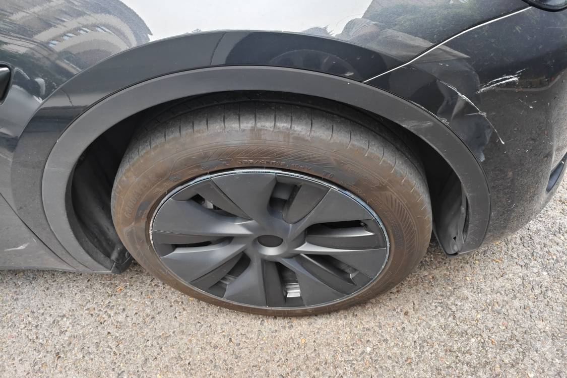 Tesla Model Y 2024 #9 Tesla Model Y 2024 imagen de coche #9