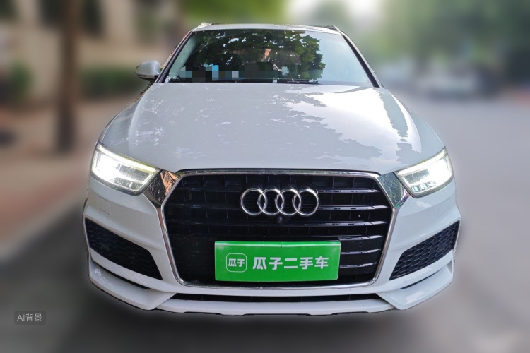 Audi Q3 2019 car image #3