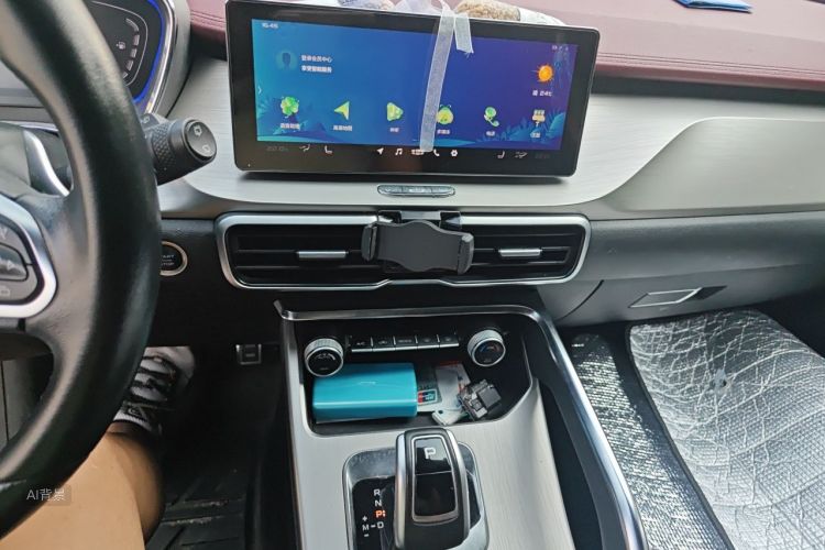 GEELY Coolray 2019 #15 GEELY Coolray 2019 car image #15