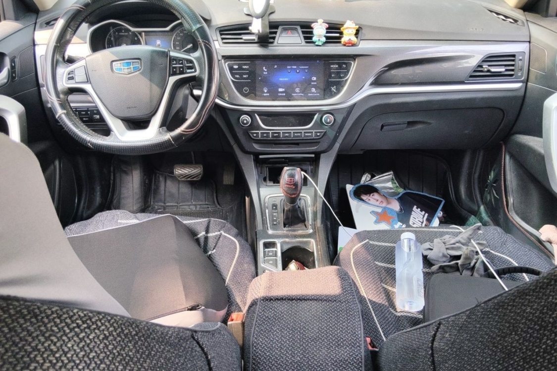 GEELY Emgrand 2017 #21 GEELY Emgrand 2017 car image #21