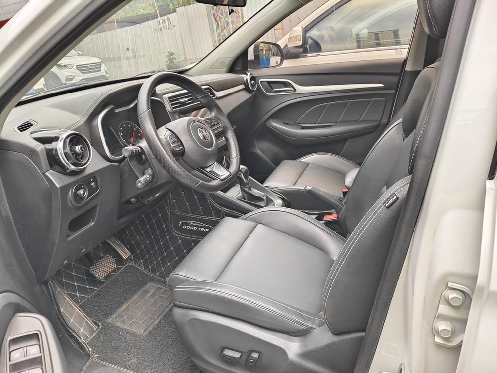 MG ZS 2019 car image #9