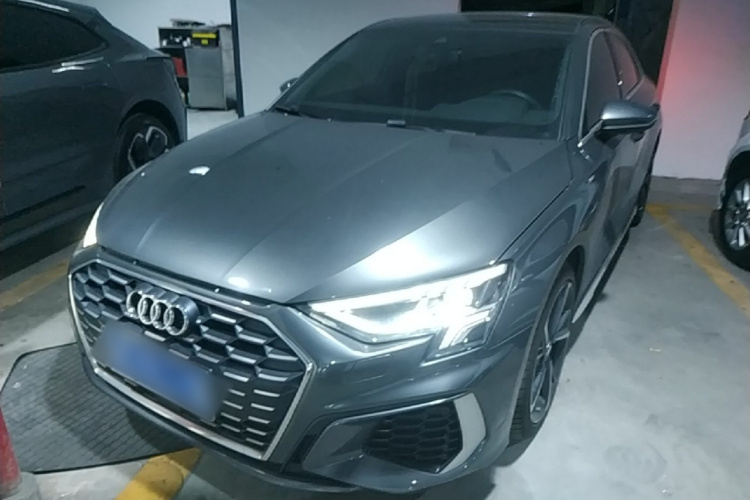 Audi A3 2021 car image #2