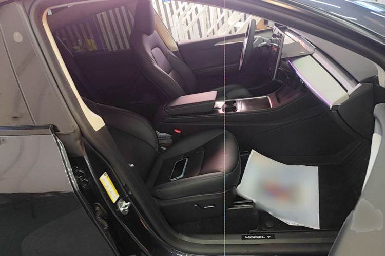 Tesla Model Y 2024 #24 Tesla Model Y 2024 car image #24