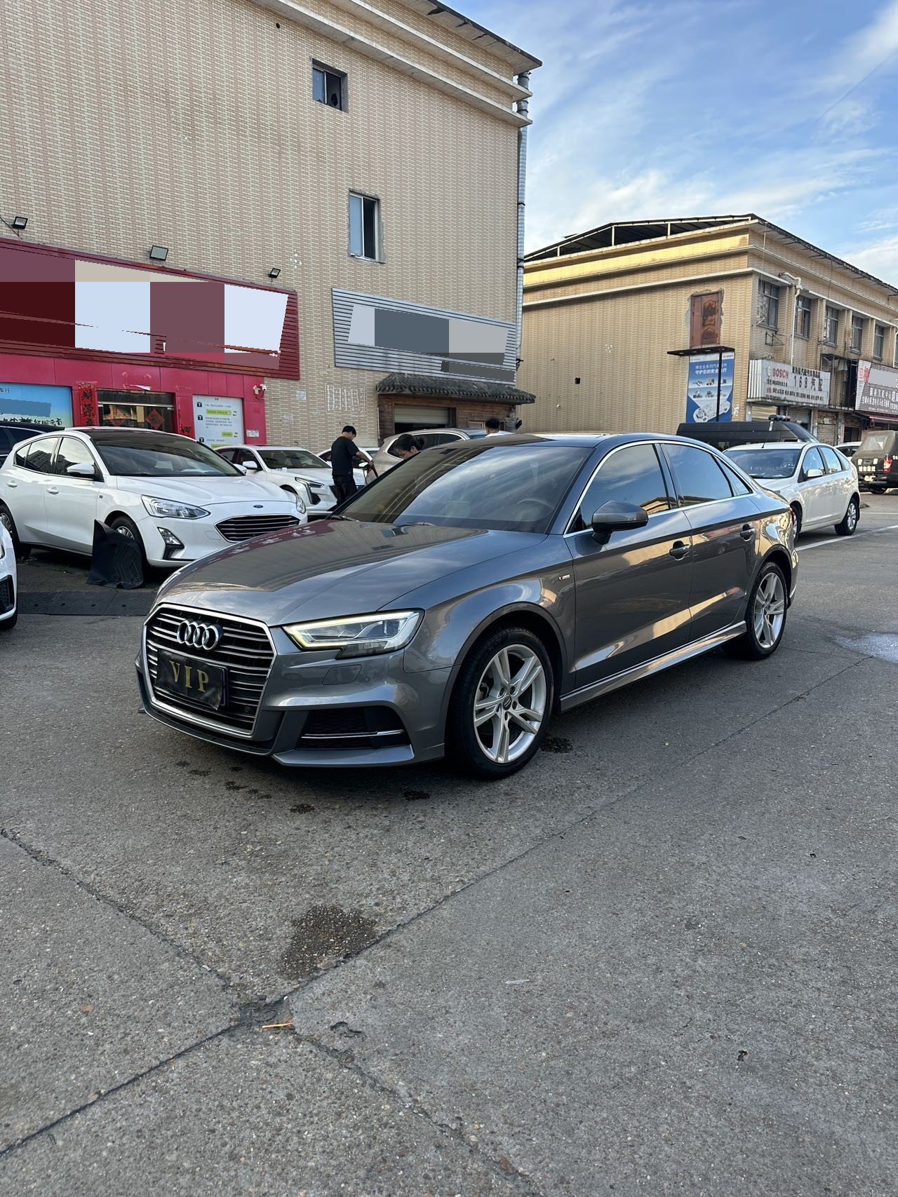 2019 immagine di auto 