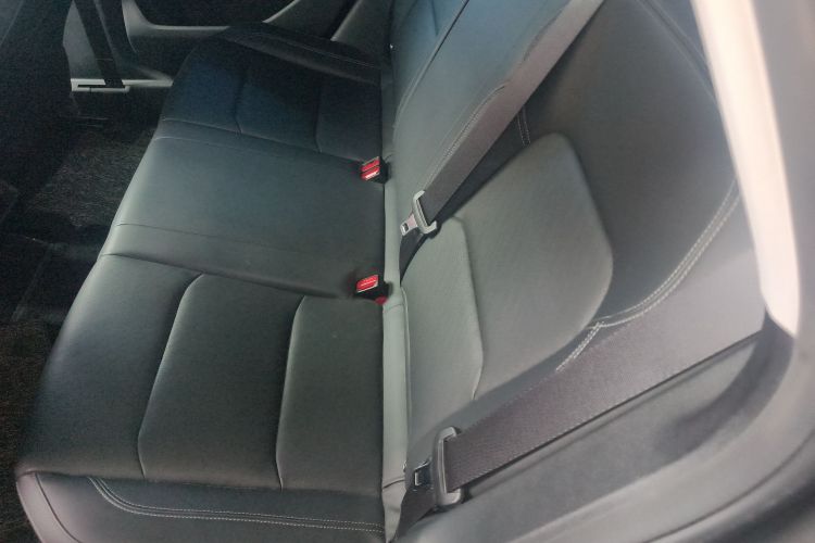 GEELY Emgrand 2022 car image #11